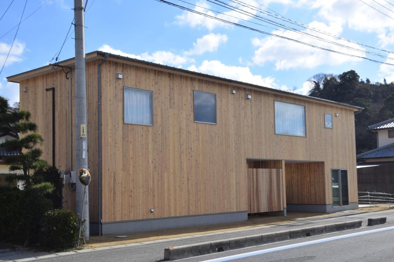 Imabari Railway Station 伯方plus+ מראה חיצוני תמונה