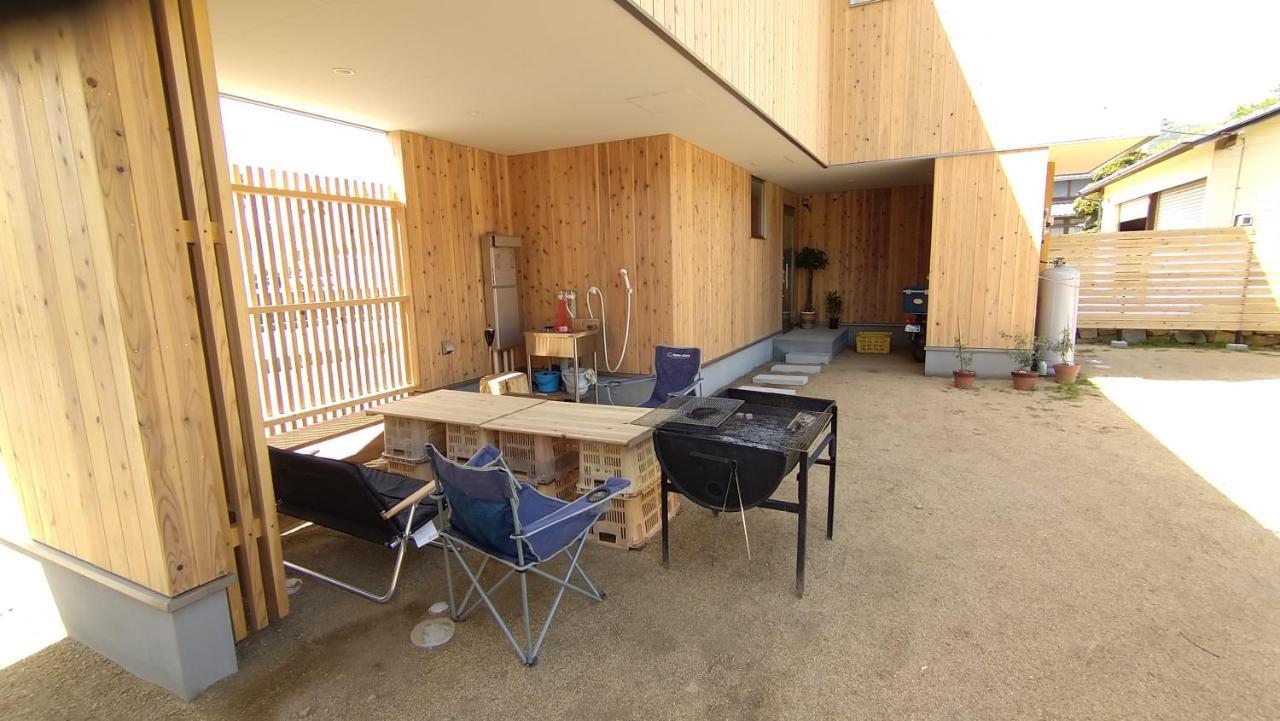 Imabari Railway Station 伯方plus+ מראה חיצוני תמונה